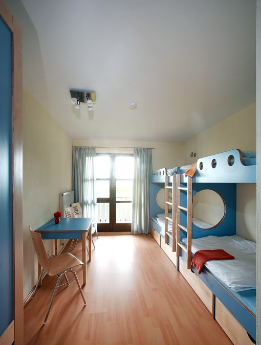 4-Bettzimmer-Bayern-Haus-min