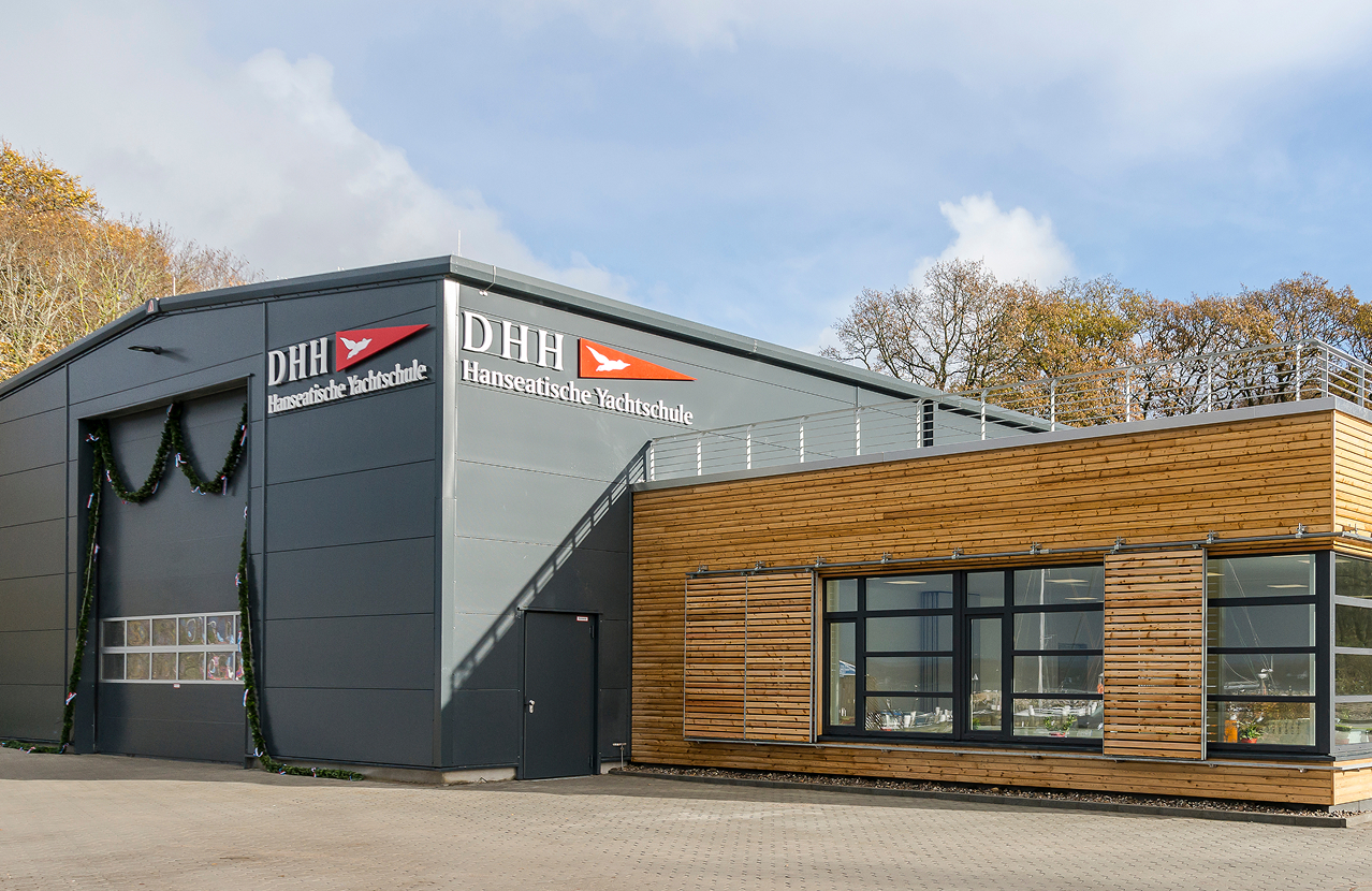 bootshalle-dhh-hys-glueksburg-segelschule