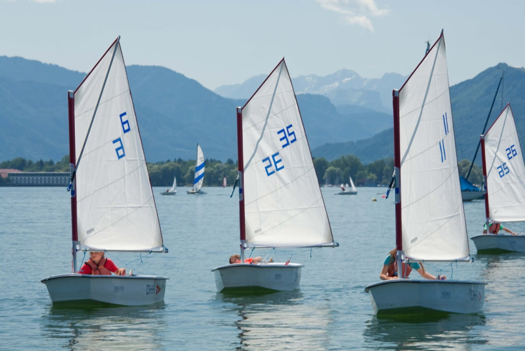 optimistenjolle-segelkurs-fortgeschrittene-dhh-min